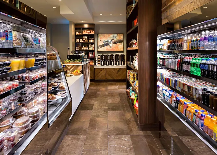 Best San Antonio Riverwalk Hotels with Balcony