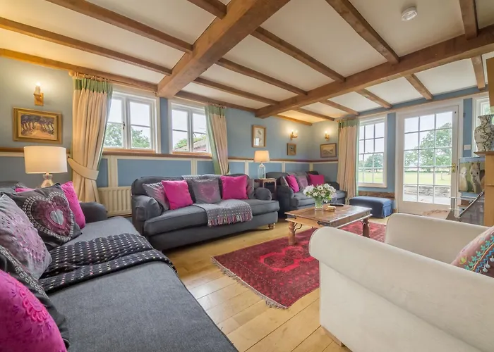 Top Hotels in Pembridge Herefordshire for Idyllic Stay